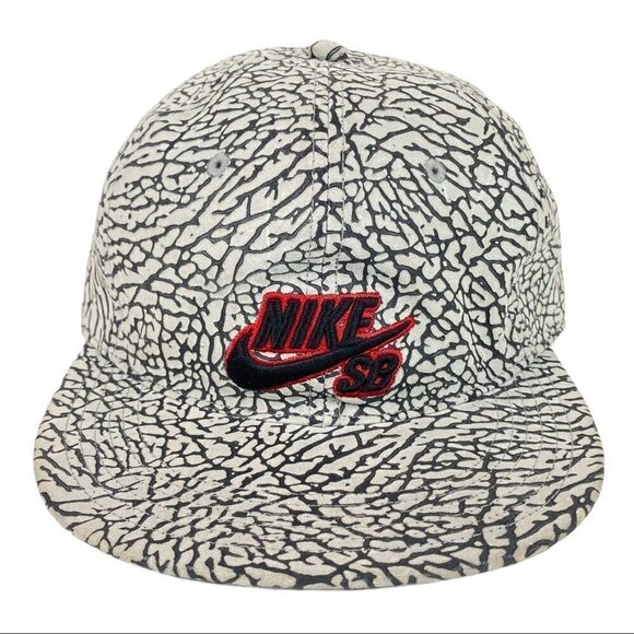 Nike SB Elephant Print Cement Fitted Hat 7 3/8 - Picture 1 of 9
